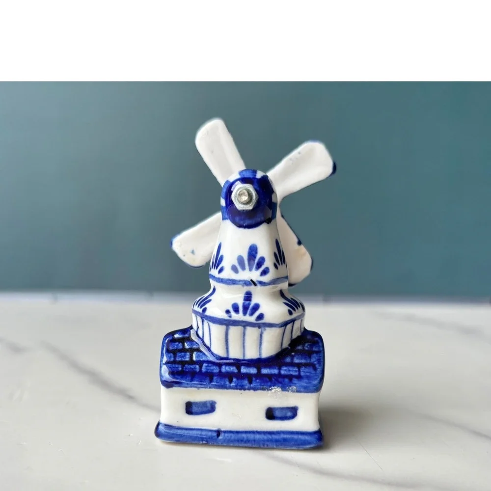 Delft Blue Ceramic Windmill Figurine Dutch Souvenir Miniature Moving Blades